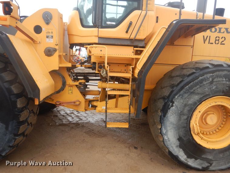 image for item IU9826 2008 Volvo L220F  wheel loader