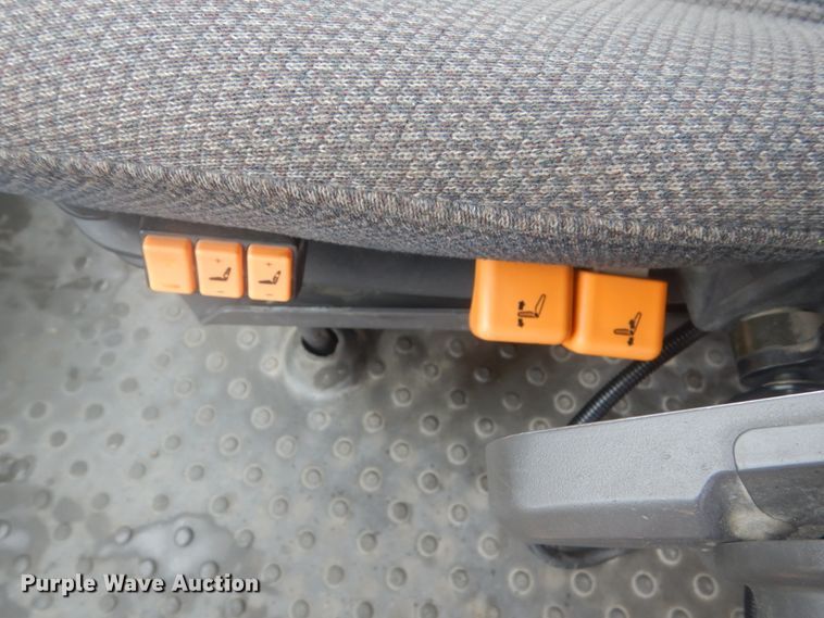 image for item IU9826 2008 Volvo L220F  wheel loader