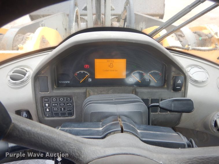image for item IU9826 2008 Volvo L220F  wheel loader