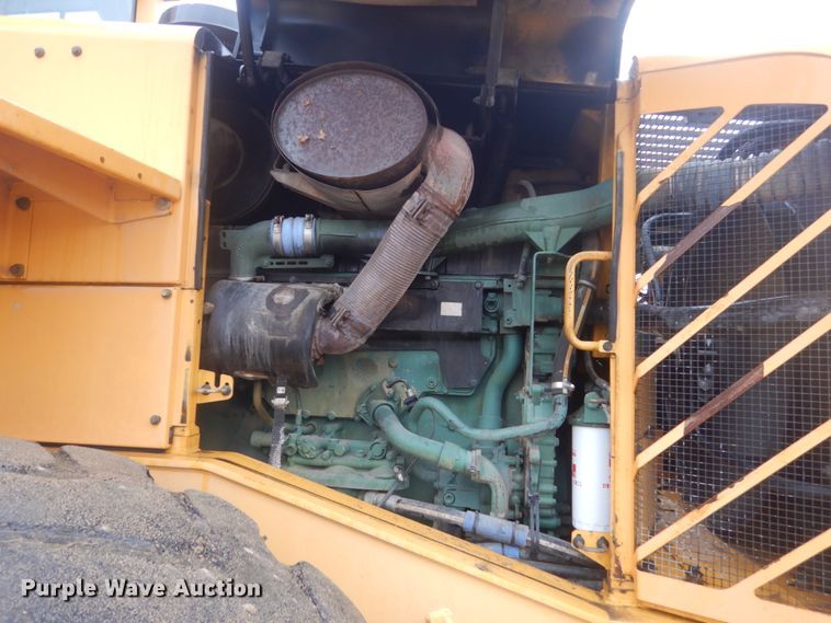 image for item IU9826 2008 Volvo L220F  wheel loader