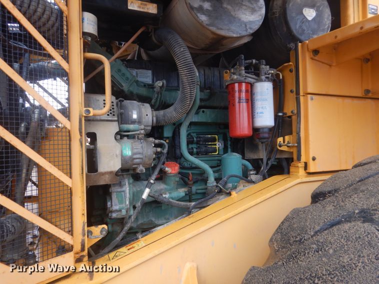 image for item IU9826 2008 Volvo L220F  wheel loader