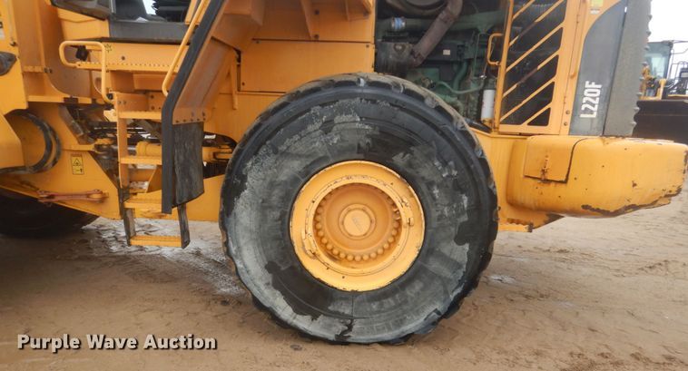 image for item IU9826 2008 Volvo L220F  wheel loader
