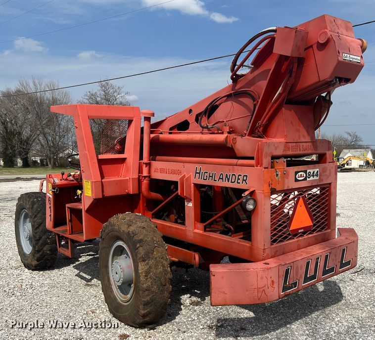 image for item JH9205 Lull Highlander  telehandler