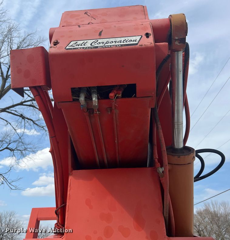 image for item JH9205 Lull Highlander  telehandler