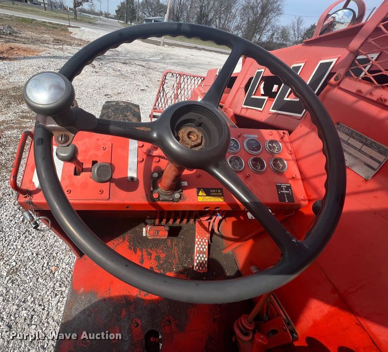 image for item JH9205 Lull Highlander  telehandler