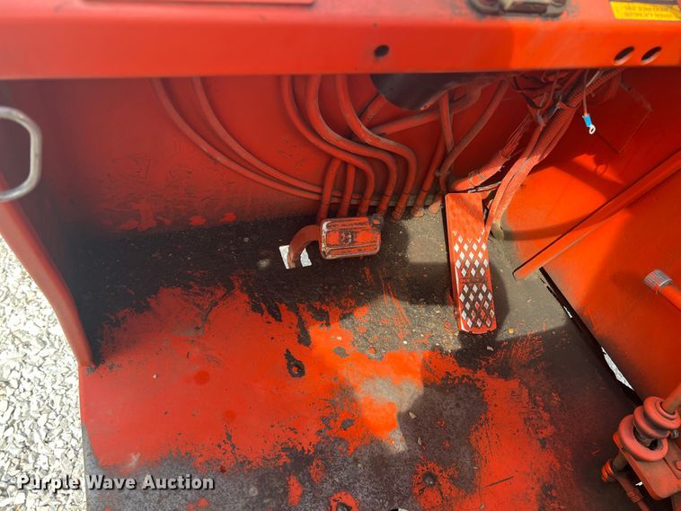 image for item JH9205 Lull Highlander  telehandler