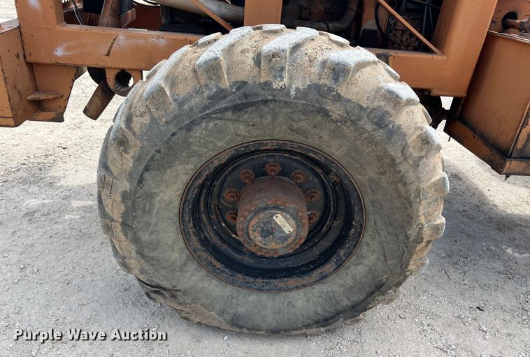 image for item JH9208 Lull Highlander II  telehandler