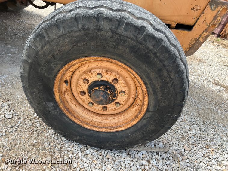 image for item JH9209 Case 580K  backhoe