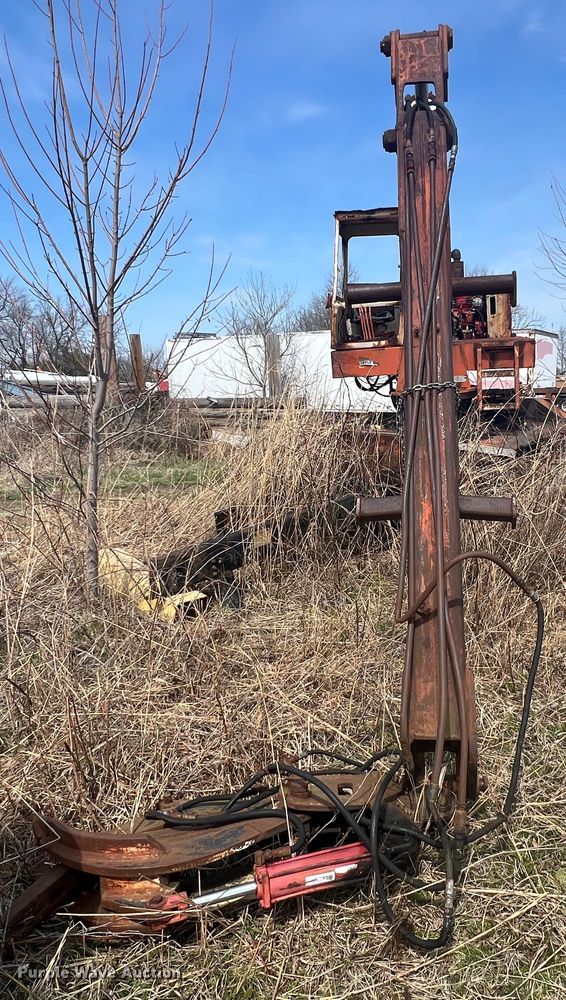 image for item JH9214 Dunham CZC260  log loader