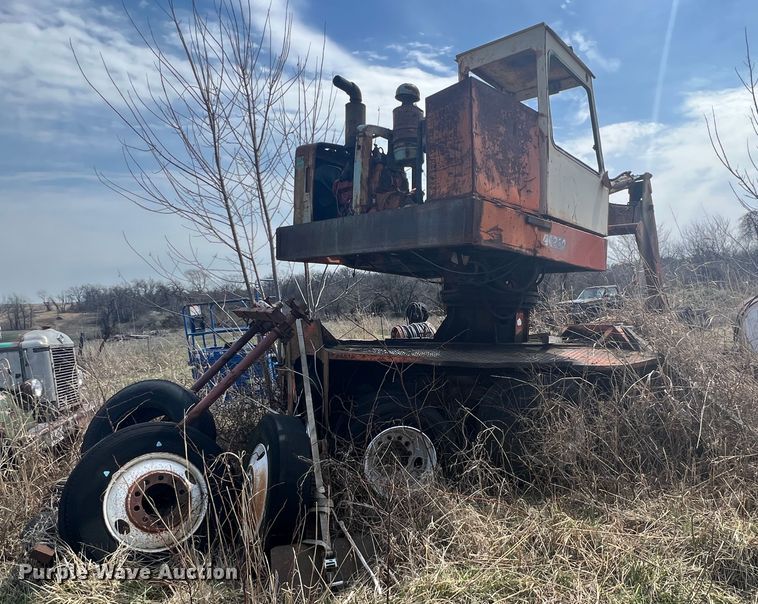 image for item JH9214 Dunham CZC260  log loader