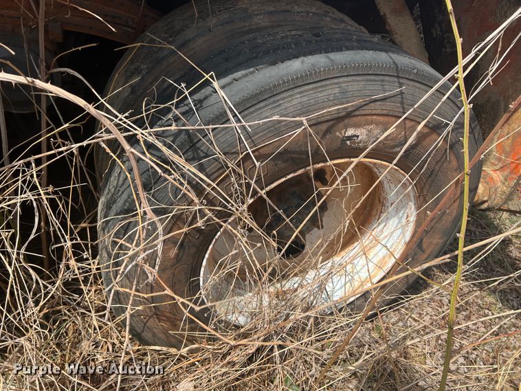 image for item JH9214 Dunham CZC260  log loader