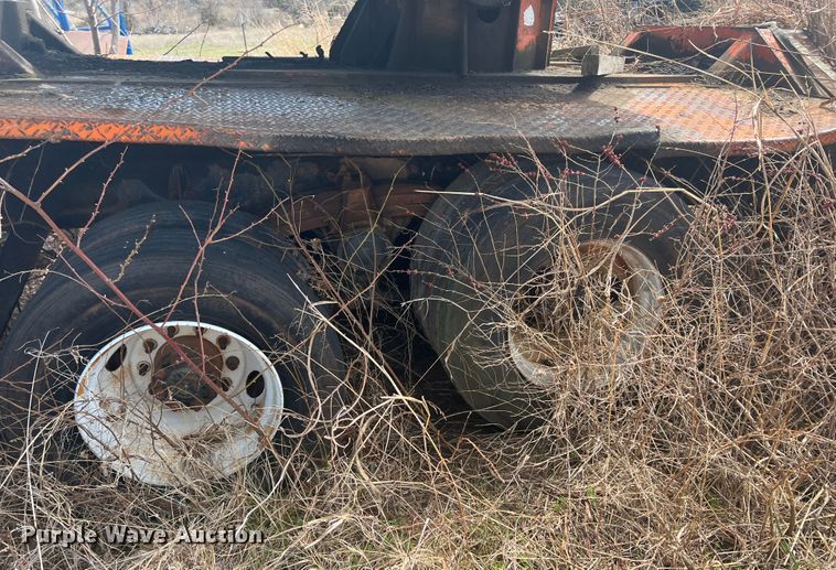 image for item JH9214 Dunham CZC260  log loader