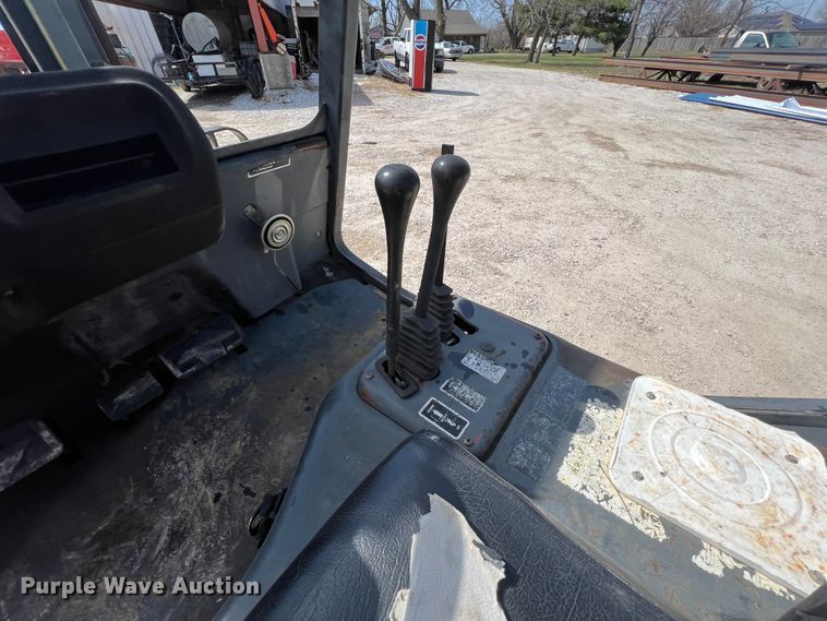 image for item JH9220 Linde 955  forklift