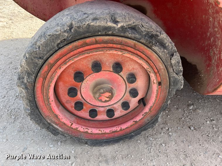 image for item JH9220 Linde 955  forklift