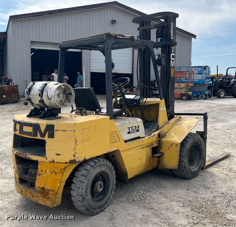 image for item JH9222 TCM FHG3N8T  forklift