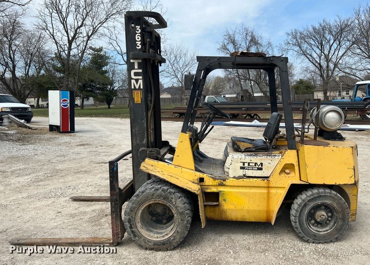 image for item JH9222 TCM FHG3N8T  forklift