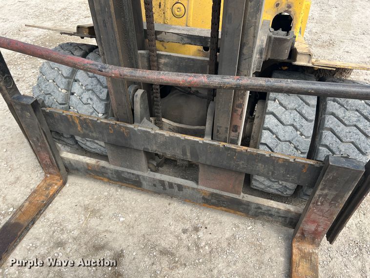 image for item JH9222 TCM FHG3N8T  forklift