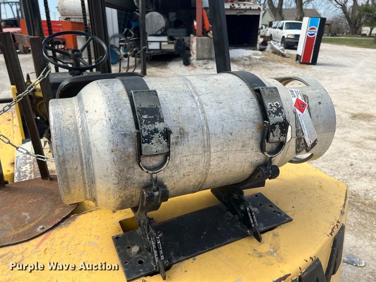 image for item JH9222 TCM FHG3N8T  forklift