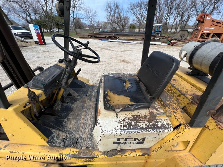 image for item JH9222 TCM FHG3N8T  forklift