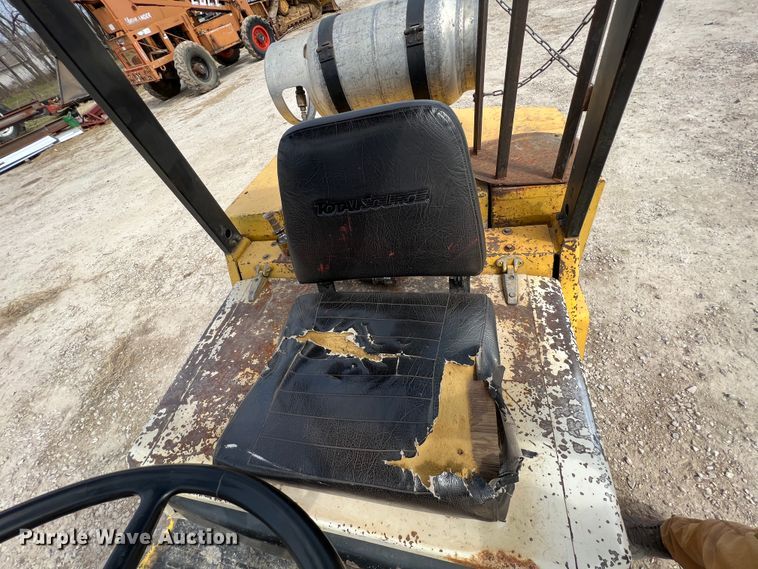 image for item JH9222 TCM FHG3N8T  forklift