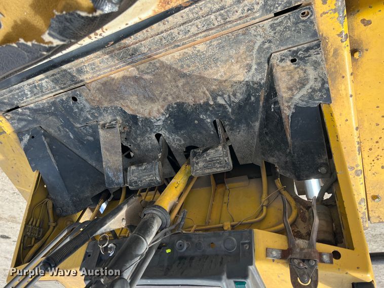 image for item JH9222 TCM FHG3N8T  forklift