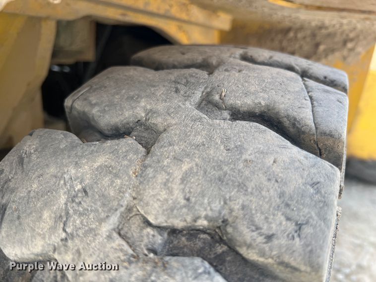 image for item JH9222 TCM FHG3N8T  forklift