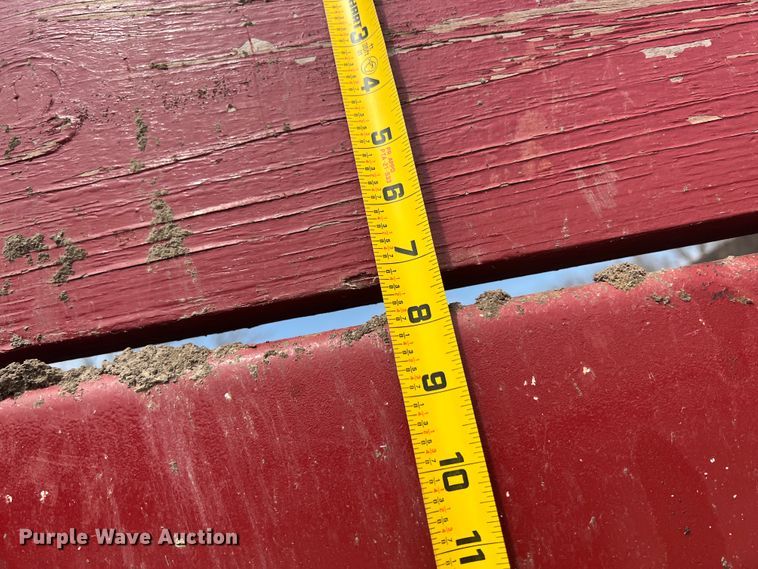 image for item JH9224 1986 Ford LT8000  dump truck