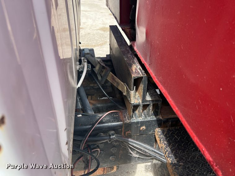 image for item JH9224 1986 Ford LT8000  dump truck