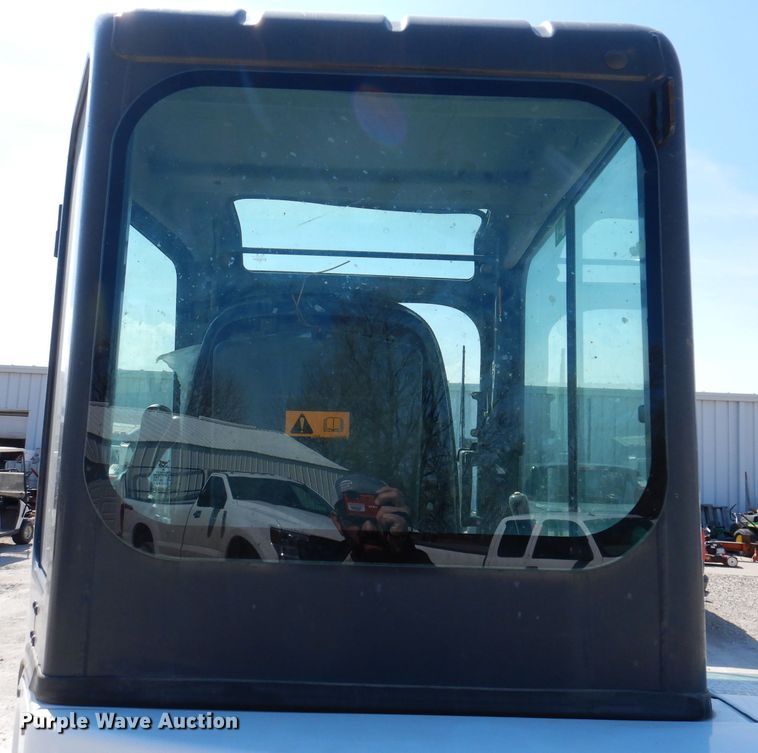 image for item JK9487 2015 Bobcat E35  mini excavator