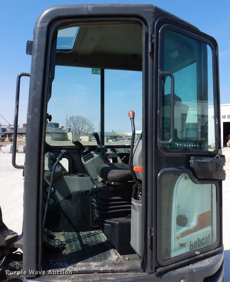 image for item JK9487 2015 Bobcat E35  mini excavator