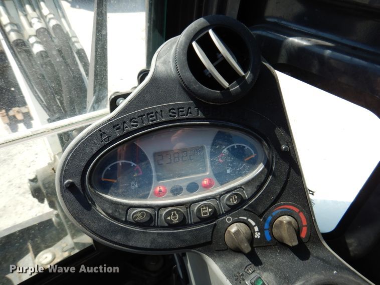 image for item JK9487 2015 Bobcat E35  mini excavator