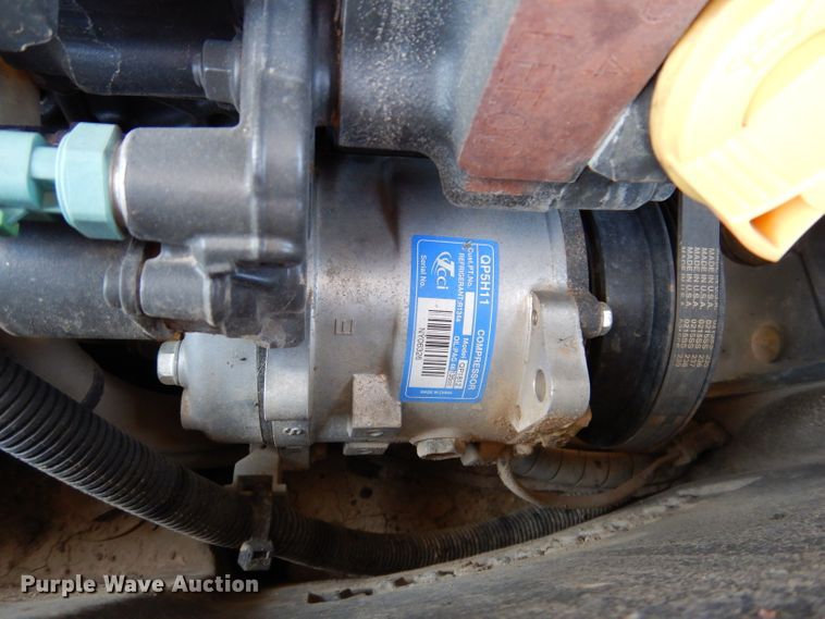 image for item JK9487 2015 Bobcat E35  mini excavator