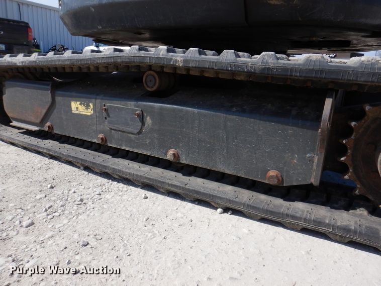 image for item JK9487 2015 Bobcat E35  mini excavator