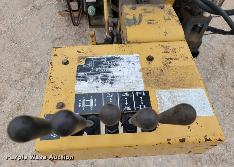 image for item JL9657 2005 Vermeer D16X20A  directional boring unit