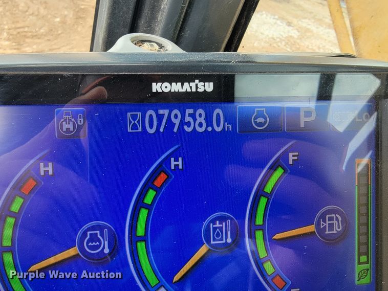 image for item JL9681 2012 Komatsu PC490LC-10  excavator