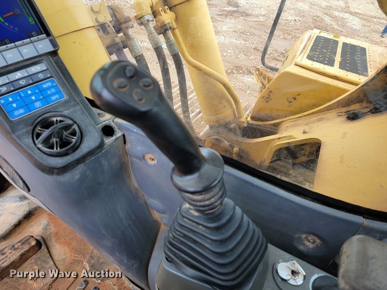 image for item JL9681 2012 Komatsu PC490LC-10  excavator