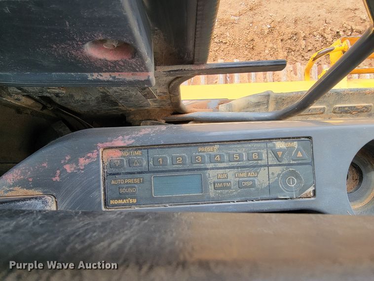 image for item JL9681 2012 Komatsu PC490LC-10  excavator