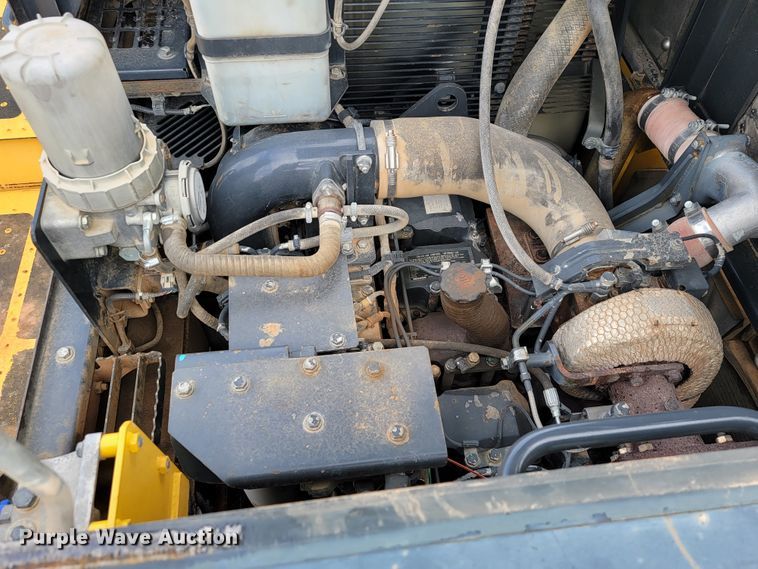 image for item JL9681 2012 Komatsu PC490LC-10  excavator