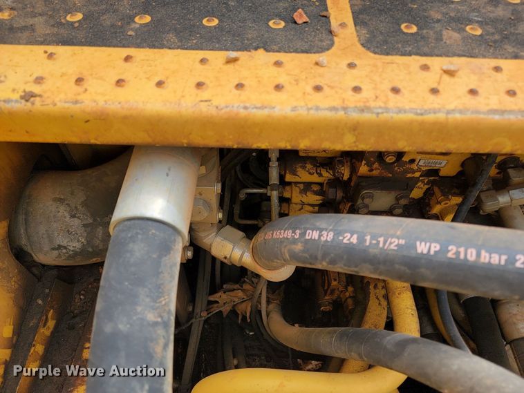 image for item JL9681 2012 Komatsu PC490LC-10  excavator