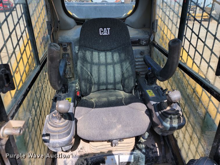 image for item JL9686 2017 Caterpillar 299D2  tracked skid steer loader