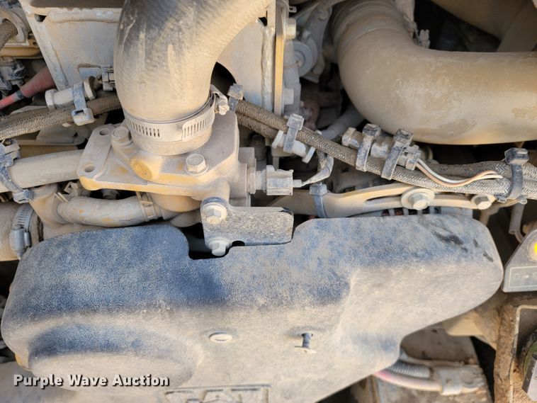 image for item JL9686 2017 Caterpillar 299D2  tracked skid steer loader