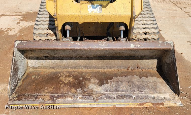 image for item JL9686 2017 Caterpillar 299D2  tracked skid steer loader
