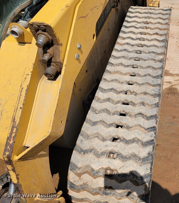 image for item JL9686 2017 Caterpillar 299D2  tracked skid steer loader