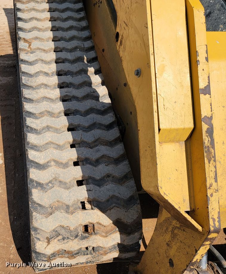 image for item JL9686 2017 Caterpillar 299D2  tracked skid steer loader