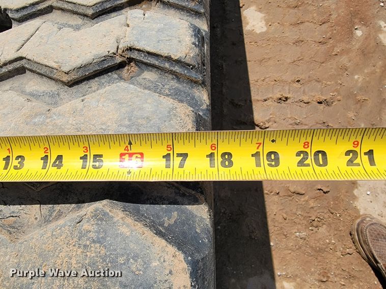 image for item JL9686 2017 Caterpillar 299D2  tracked skid steer loader