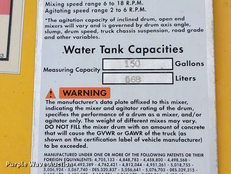 image for item JL9694 2000 Freightliner FLD  ready mix truck