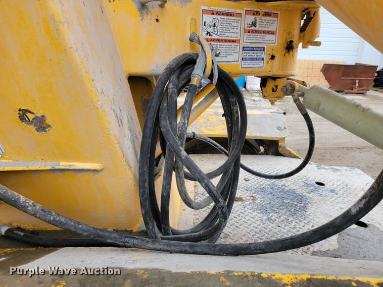 image for item JL9694 2000 Freightliner FLD  ready mix truck