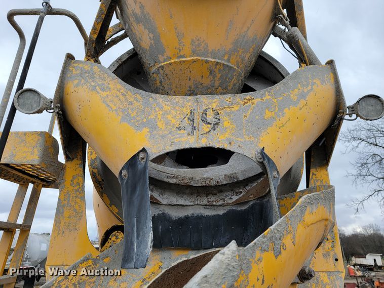 image for item JL9694 2000 Freightliner FLD  ready mix truck