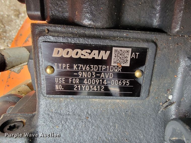 image for item JL9699 2010 Doosan DX140LCR  excavator