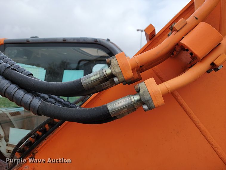 image for item JL9699 2010 Doosan DX140LCR  excavator